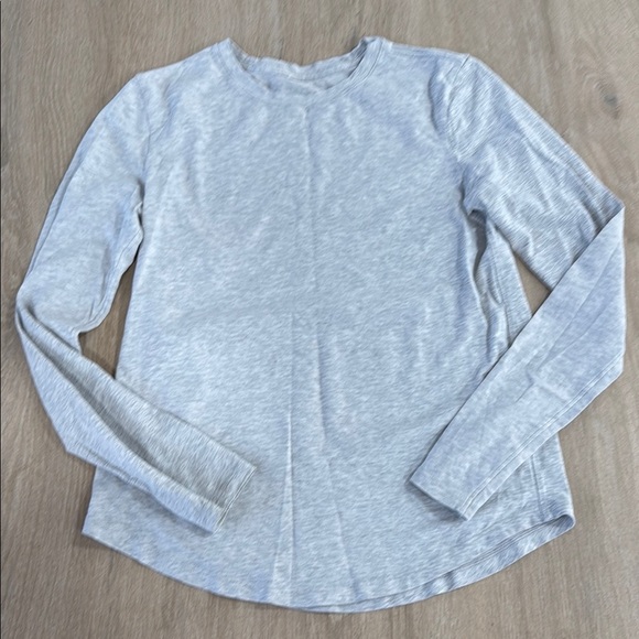 lululemon athletica Tops - EUC Lululemon Gray Long Sleeve Shirt, Sz 2